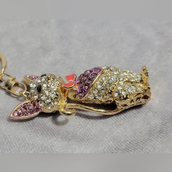 Austrian Crystal Cat Keychain - Picture 3 of 10